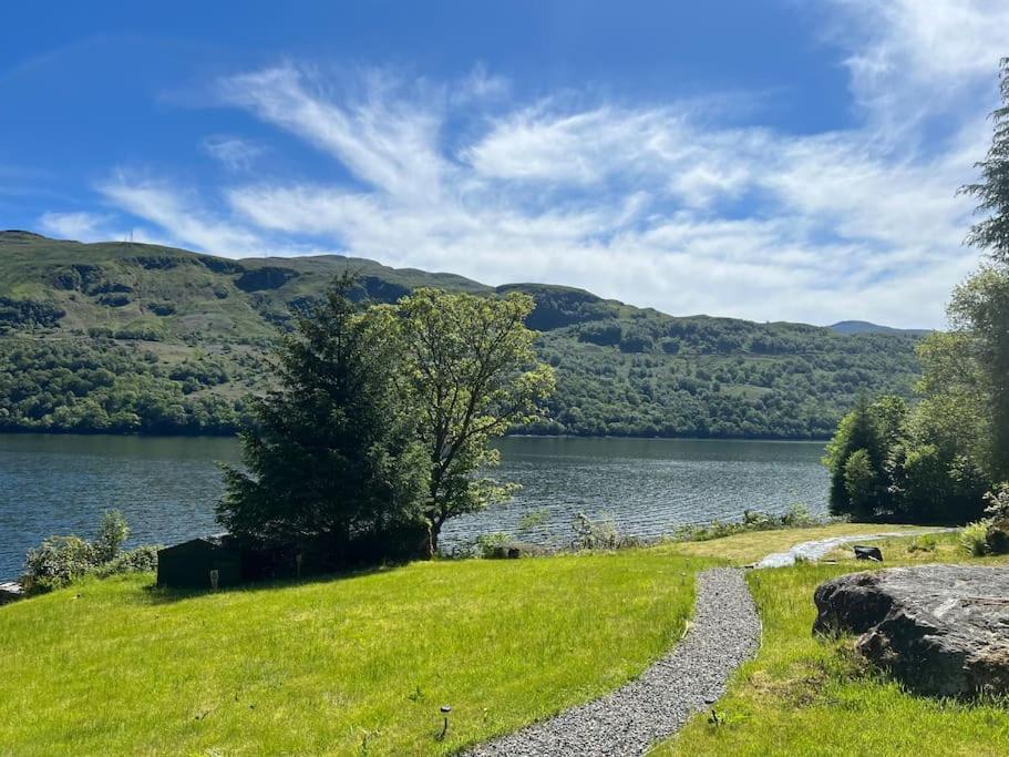 Waterside 3 Bed Cottage, Hot Tub, Sauna, Pvt Beach Arrochar Exterior photo