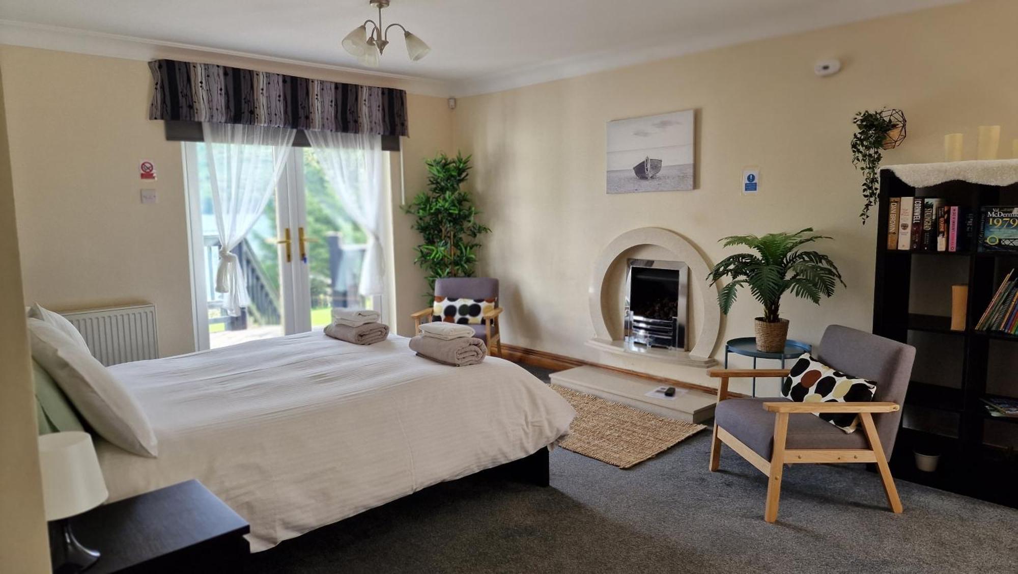 Waterside 3 Bed Cottage, Hot Tub, Sauna, Pvt Beach Arrochar Exterior photo